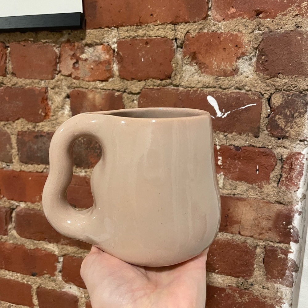 Rachel Saunders hug mug
